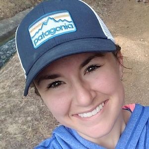 Meet your Posher, Dominique